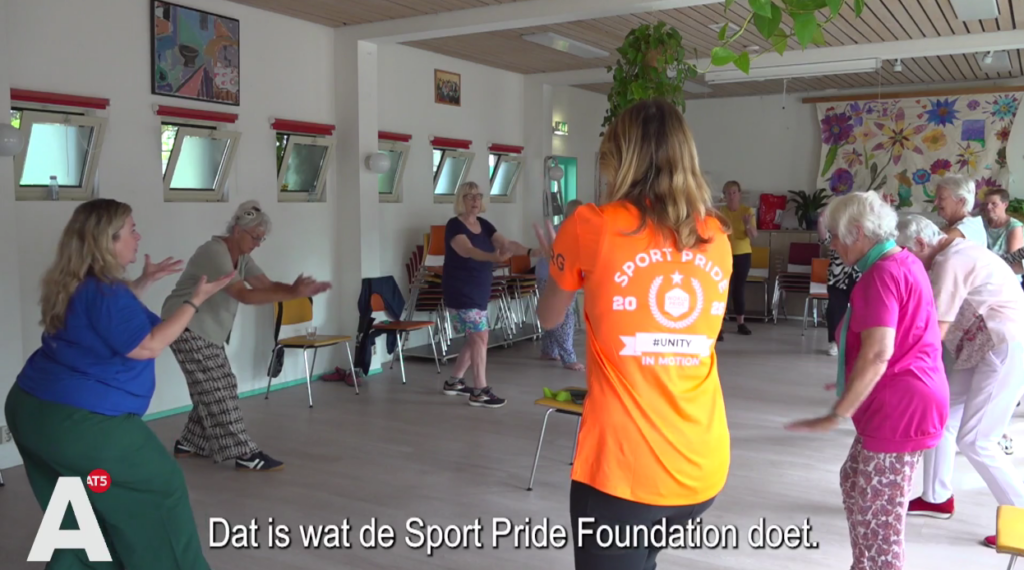 foto van AT5 senioren in beweging Sport Pride